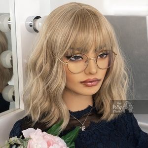 Ashy Blonde Wavy Wig with Bangs | Alicia